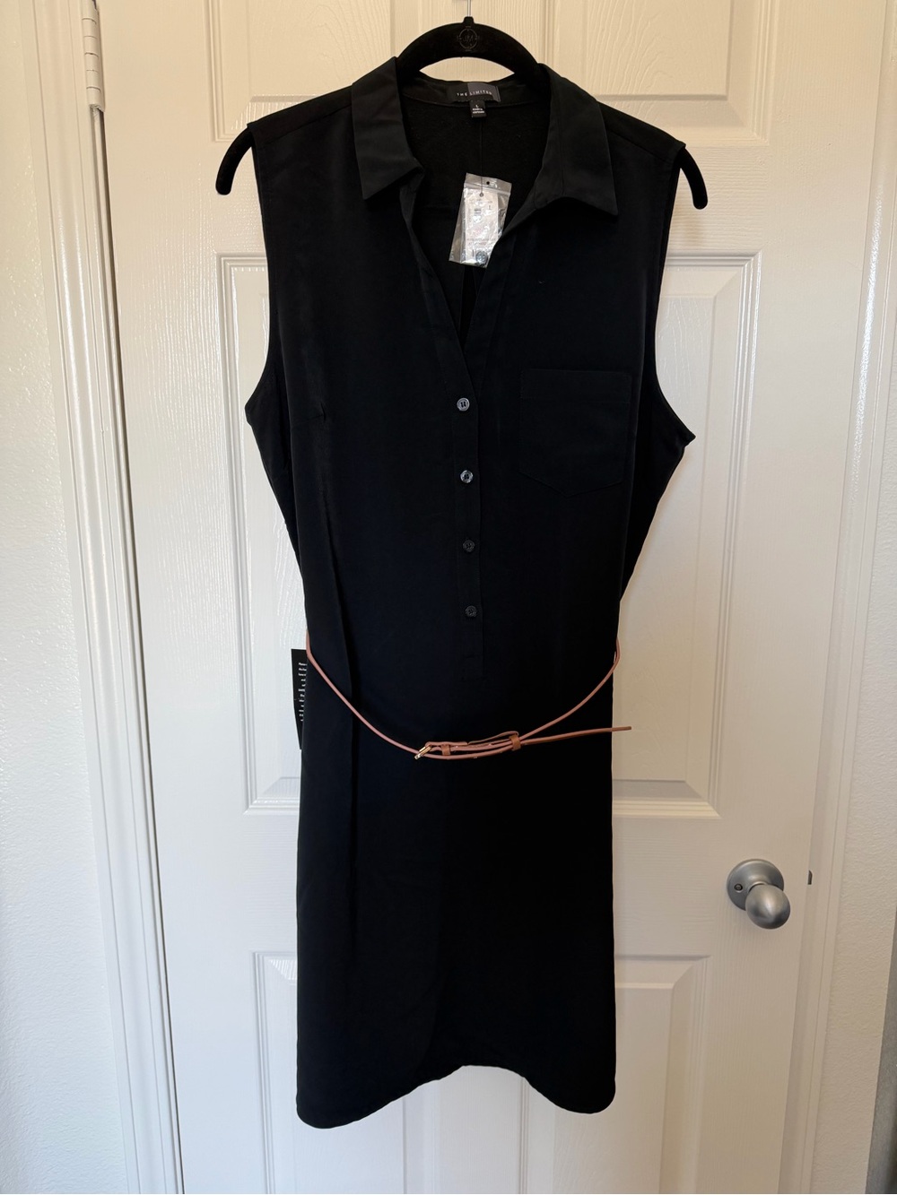 The Limited Sleeveless Black Shirt Dress with Belt, NWT. Size large.